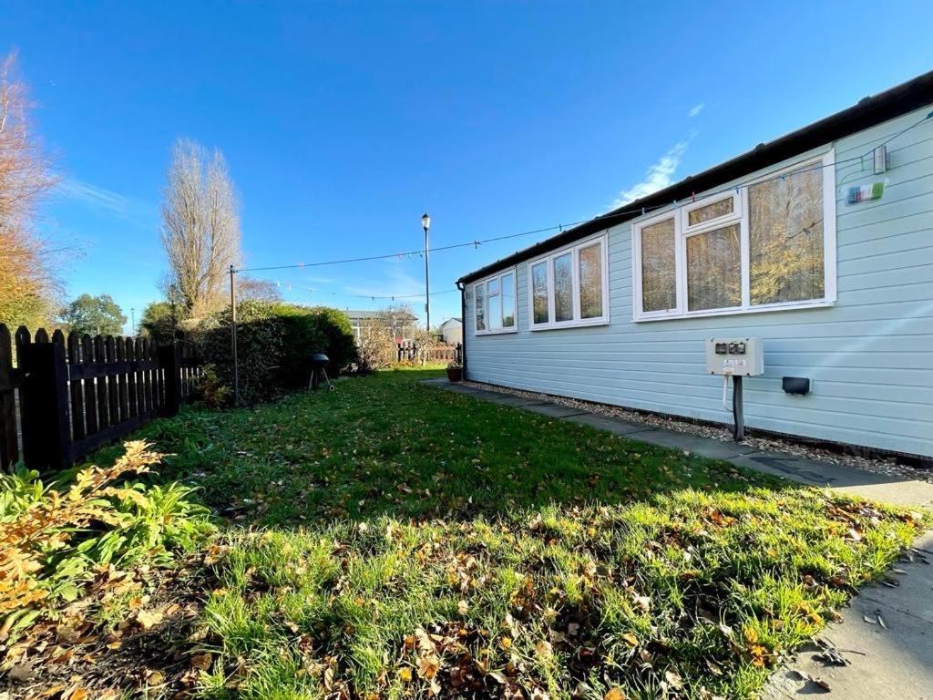 Blakes Beach House Humberston Fitties Екстер'єр фото