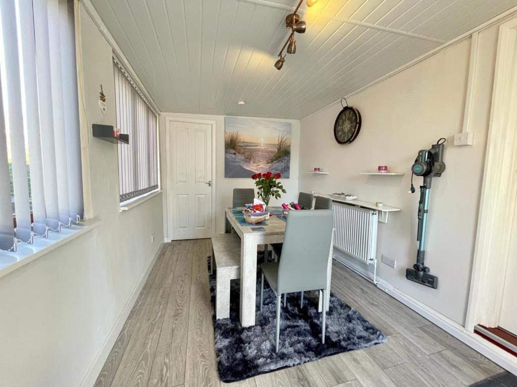 Blakes Beach House Humberston Fitties Екстер'єр фото
